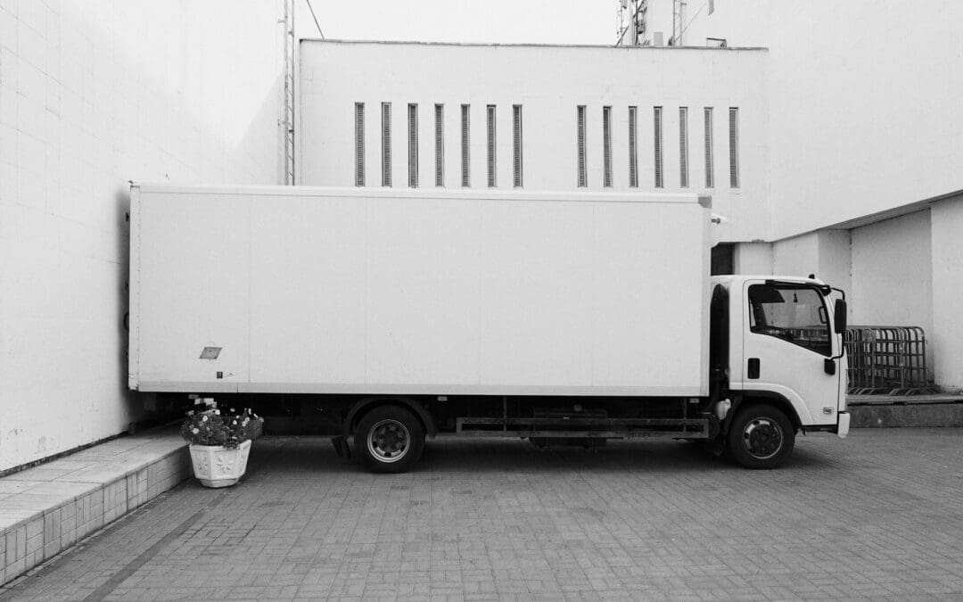 When Your Refrigerated Truck Company Fails: Warning Signs and Solutions